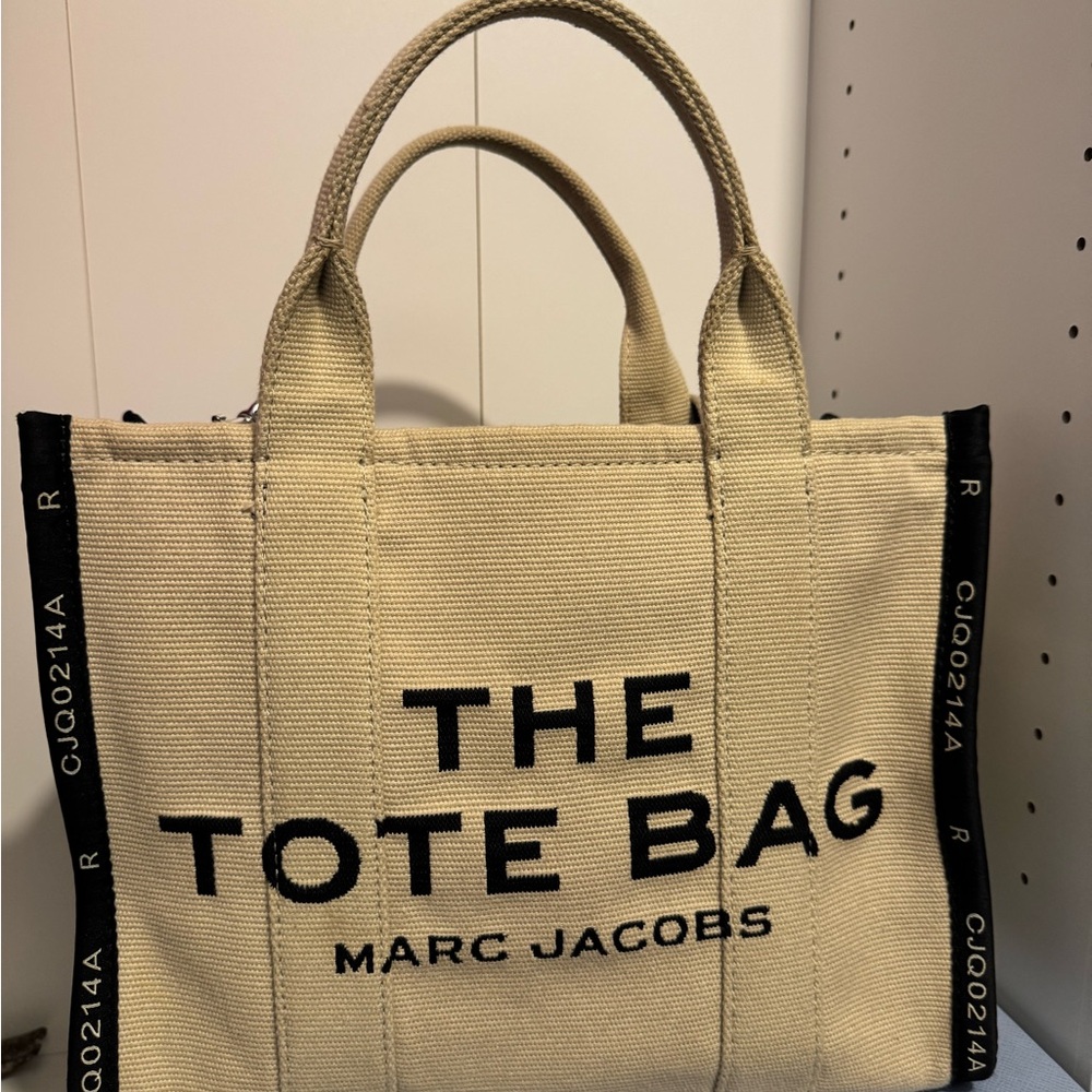 Marc Jacobs Tan and Black Tote Bag
